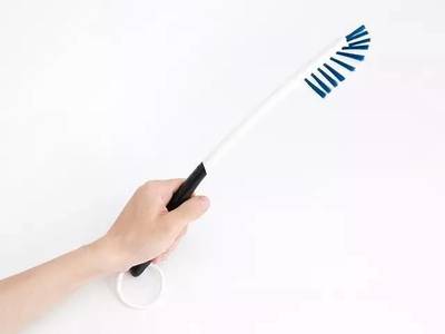 水杯邊角污垢難清除？這款水杯刷神器助你輕松解決